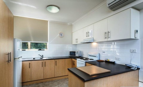 Glenelg Holiday Apartments - Corfu - Sunshine Coast Tourism 4