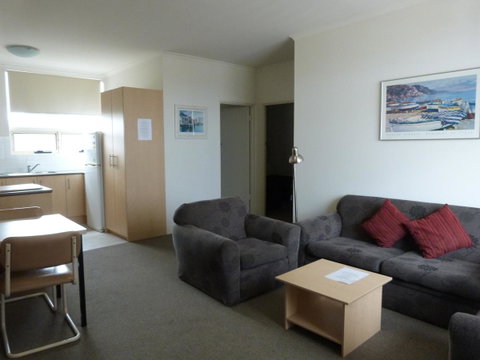 Glenelg Holiday Apartments - Corfu - Sunshine Coast Tourism 5