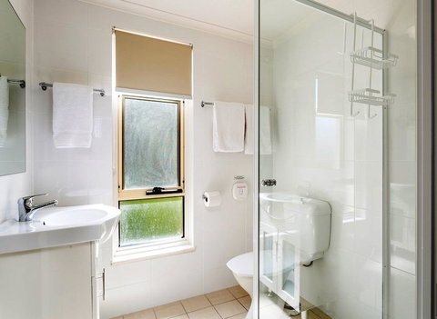 Glenelg Holiday Apartments - Corfu - Sunshine Coast Tourism 17