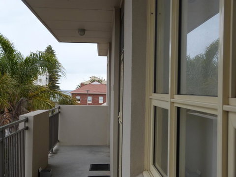 Glenelg Holiday Apartments - Corfu - Sunshine Coast Tourism 2