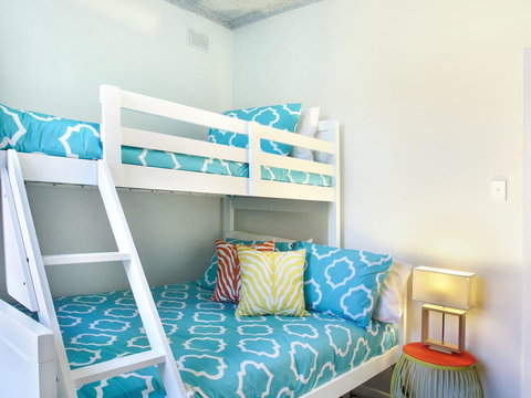 Seaview Sunset Holiday Apartments - Holiday Sunshine Coast 35