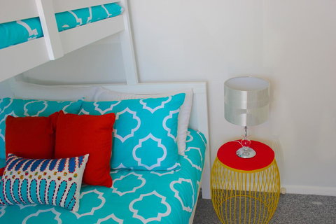 Seaview Sunset Holiday Apartments - Holiday Sunshine Coast 17