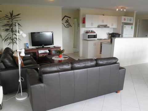The Haven - Island Beach - Holiday Sunshine Coast 5