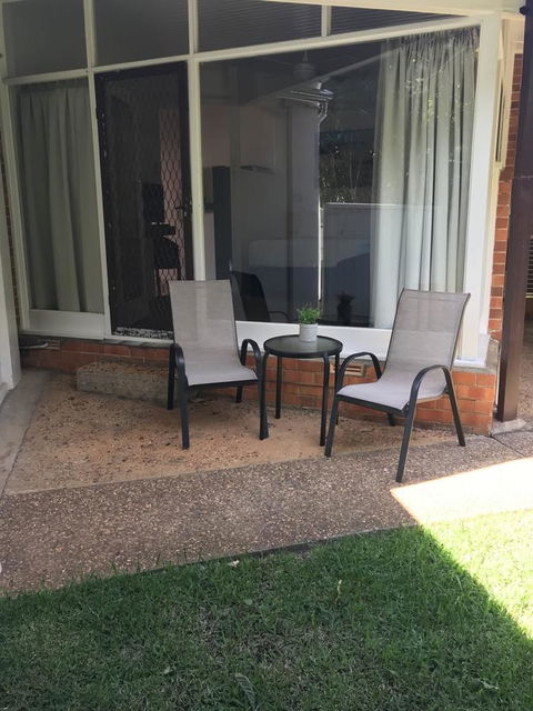 OCEAN BREEZE MOTEL - Sunshine Coast Tourism 5