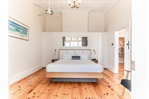 Seawall Apartments - Sunshine Coast Tourism 6