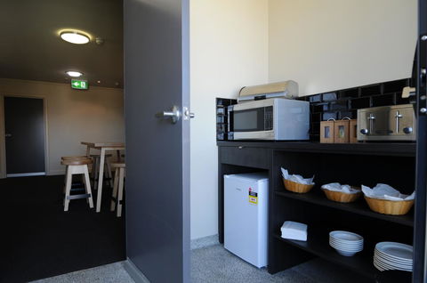 Mansfield Park Hotel - Sunshine Coast Tourism 9