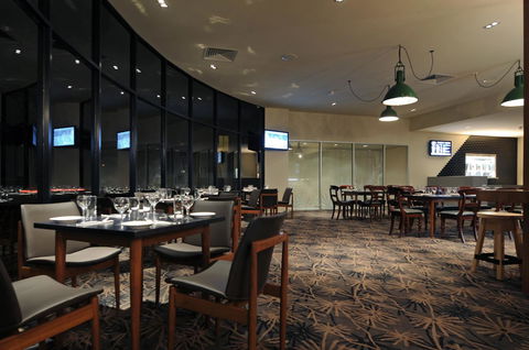 Mansfield Park Hotel - Sunshine Coast Tourism 3