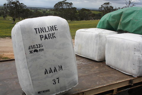 Rabbiters Hut - Sunshine Coast Tourism 21