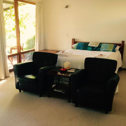 STUDIO ECHUNGA Adelaide Hills - Sunshine Coast Tourism 8