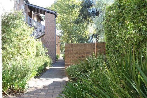 Adelaide DressCircle Apartments - Archer Street - Holiday Sunshine Coast 21