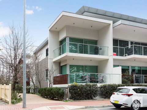 Breeze Beachfront Apartment - Holiday Sunshine Coast 24