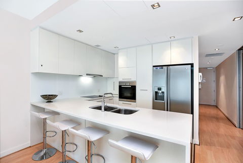 Breeze Beachfront Apartment - Holiday Sunshine Coast 15