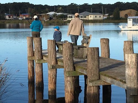 Lake Edge Apartments - Holiday Sunshine Coast 22
