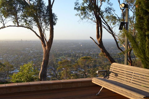 Kingsview Belair, Apartment Grand Views Of Adelaide - Sunshine Coast Tourism 7