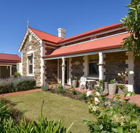 Trafalgar Premium Vintage Suites - Sunshine Coast Tourism
