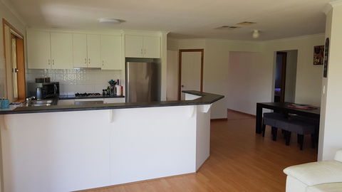 Aldinga Beach Overnighter Or Getaway Home - Sunshine Coast Tourism 30