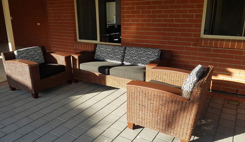 Aldinga Beach Overnighter Or Getaway Home - Sunshine Coast Tourism 3