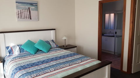 Aldinga Beach Overnighter Or Getaway Home - Sunshine Coast Tourism 14