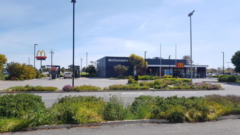 Aldinga Beach Overnighter Or Getaway Home - Sunshine Coast Tourism 38