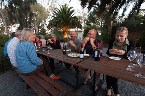 Modra\'s Apartments - Sunshine Coast Tourism 10