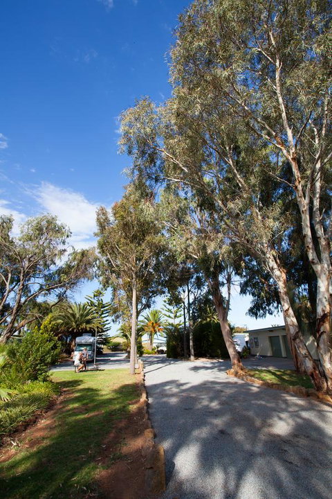 Modra\'s Apartments - Sunshine Coast Tourism 7