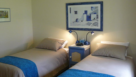 Camawald Coonawarra Cottage B&B - Sunshine Coast Tourism 8