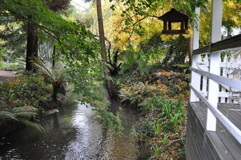 Aldgate Valley Bed And Breakfast - Holiday Sunshine Coast 20