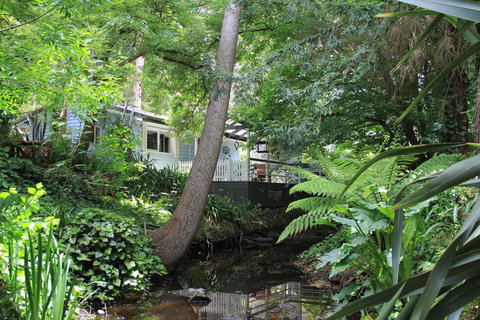 Aldgate Valley Bed And Breakfast - Holiday Sunshine Coast 2