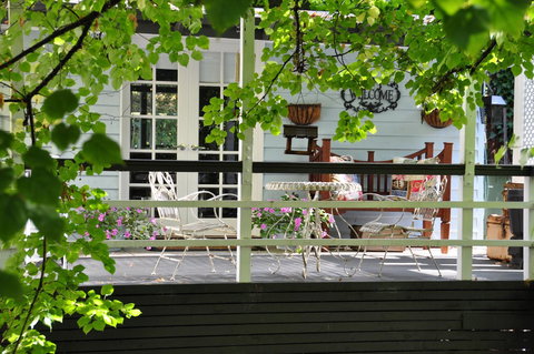 Aldgate Valley Bed And Breakfast - Holiday Sunshine Coast 4