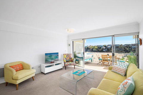 Beachfront Bliss - Holiday Sunshine Coast 6
