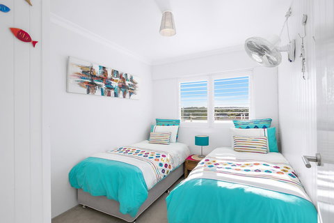 Beachfront Bliss - Holiday Sunshine Coast 16