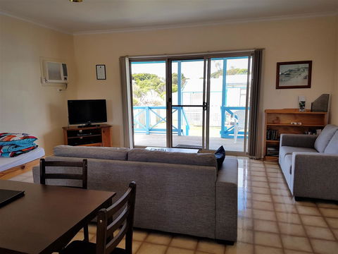 Marion Bay Holiday Villas - Sunshine Coast Tourism 10