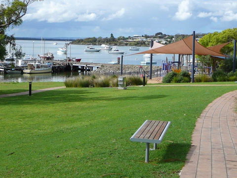 Longbeach Apartments - Holiday Sunshine Coast 10