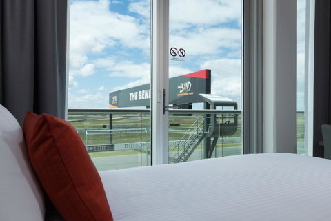 Rydges Pit Lane - Sunshine Coast Tourism 22