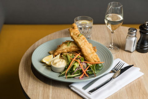 Rydges Pit Lane - Sunshine Coast Tourism 8