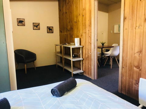 Longwood Retreat - Sunshine Coast Tourism 12