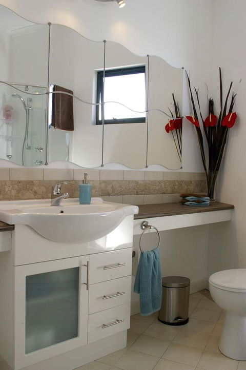 Boat Haven Studios - Holiday Sunshine Coast 4