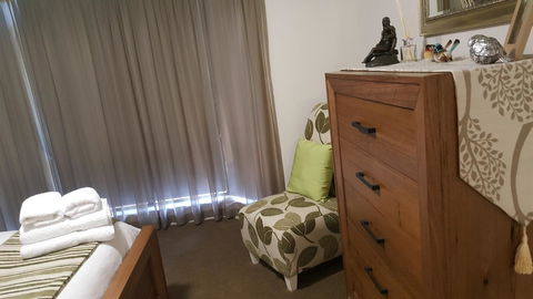 Jacaranda Homestay - Holiday Sunshine Coast 10