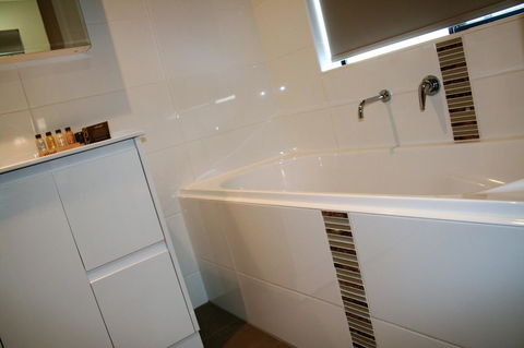 Jacaranda Homestay - Holiday Sunshine Coast 16