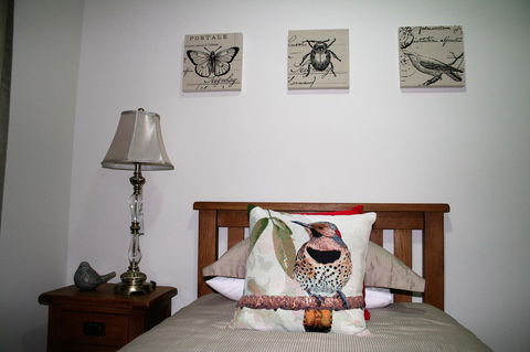 Jacaranda Homestay - Holiday Sunshine Coast 11