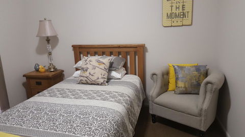 Jacaranda Homestay - Holiday Sunshine Coast 14