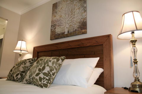 Jacaranda Homestay - Holiday Sunshine Coast 12
