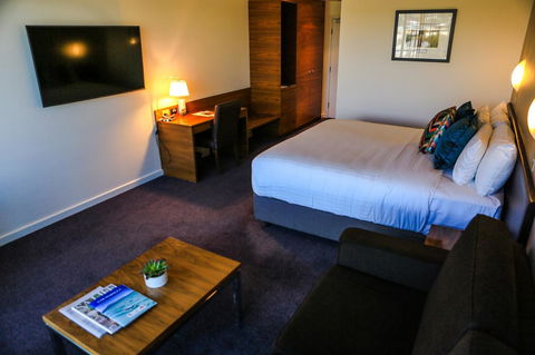 Port Lincoln Hotel - Holiday Sunshine Coast 11