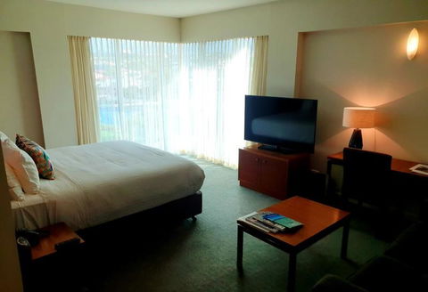 Port Lincoln Hotel - Holiday Sunshine Coast 3