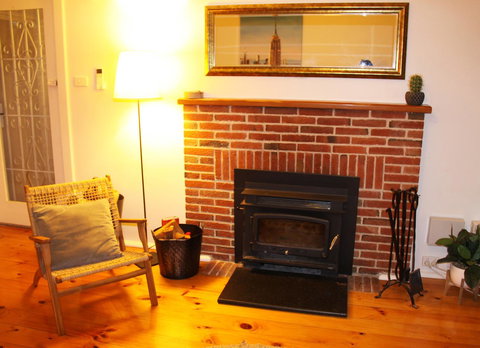 Grace Cottage - Holiday Sunshine Coast 5