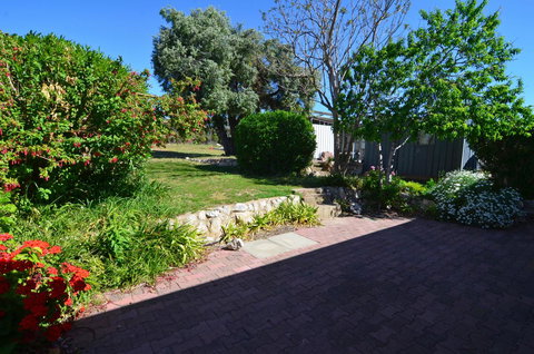 Beachview - Holiday Sunshine Coast 32