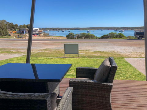 Beachview - Holiday Sunshine Coast 0