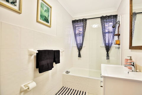 Hudson Bay @ Basin View-Pet Friendly-15 Mins To Hyams Beach - Holiday Sunshine Coast 25