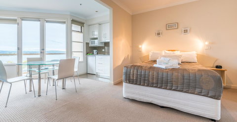 The Bluff Resort Apartments - Sunshine Coast Tourism 8