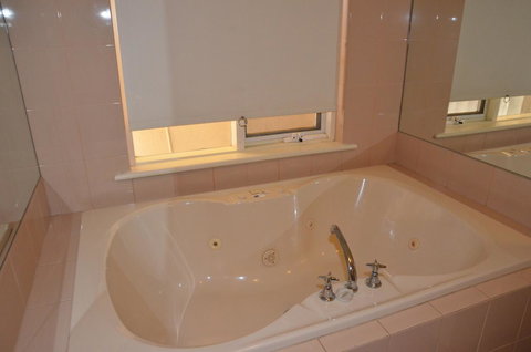 The Bluff Resort Apartments - Sunshine Coast Tourism 37